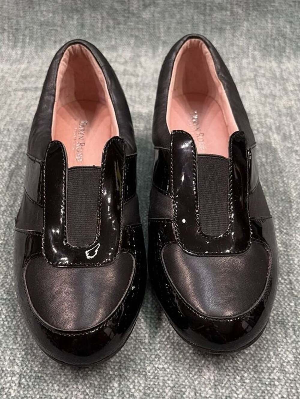 Taryn Rose Wedge Slip-On Shoes Size 8M Black Leather Patent